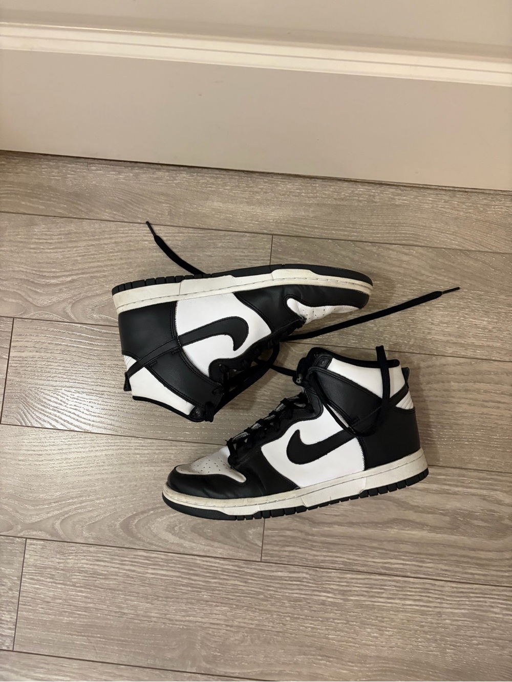 Nike Dunks Black and White Sneakers